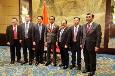 印尼总统佐科会见中国巨石总裁张毓强